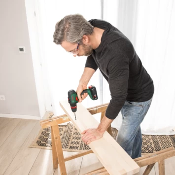 BOSCH 18V ACCUBOORMACHINE BRUSHLESS ADVANCEDDRILL MET 3DELIGE ADAPTERSET (INCL. 2 ACCU’S 2.5AH + LADER)