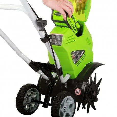 GREENWORKS 40 VOLT ACCU GRONDFREES G40TLK4 INCL. 4AH ACCU & LADER